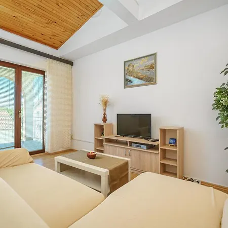Apartments Ivka Vodice Exterior photo