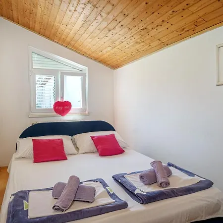 Apartments Ivka Vodice Exterior photo