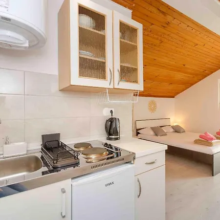 Apartments Ivka Vodice Exterior photo