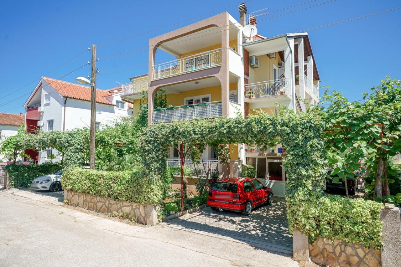 Apartment Ivka Vodice