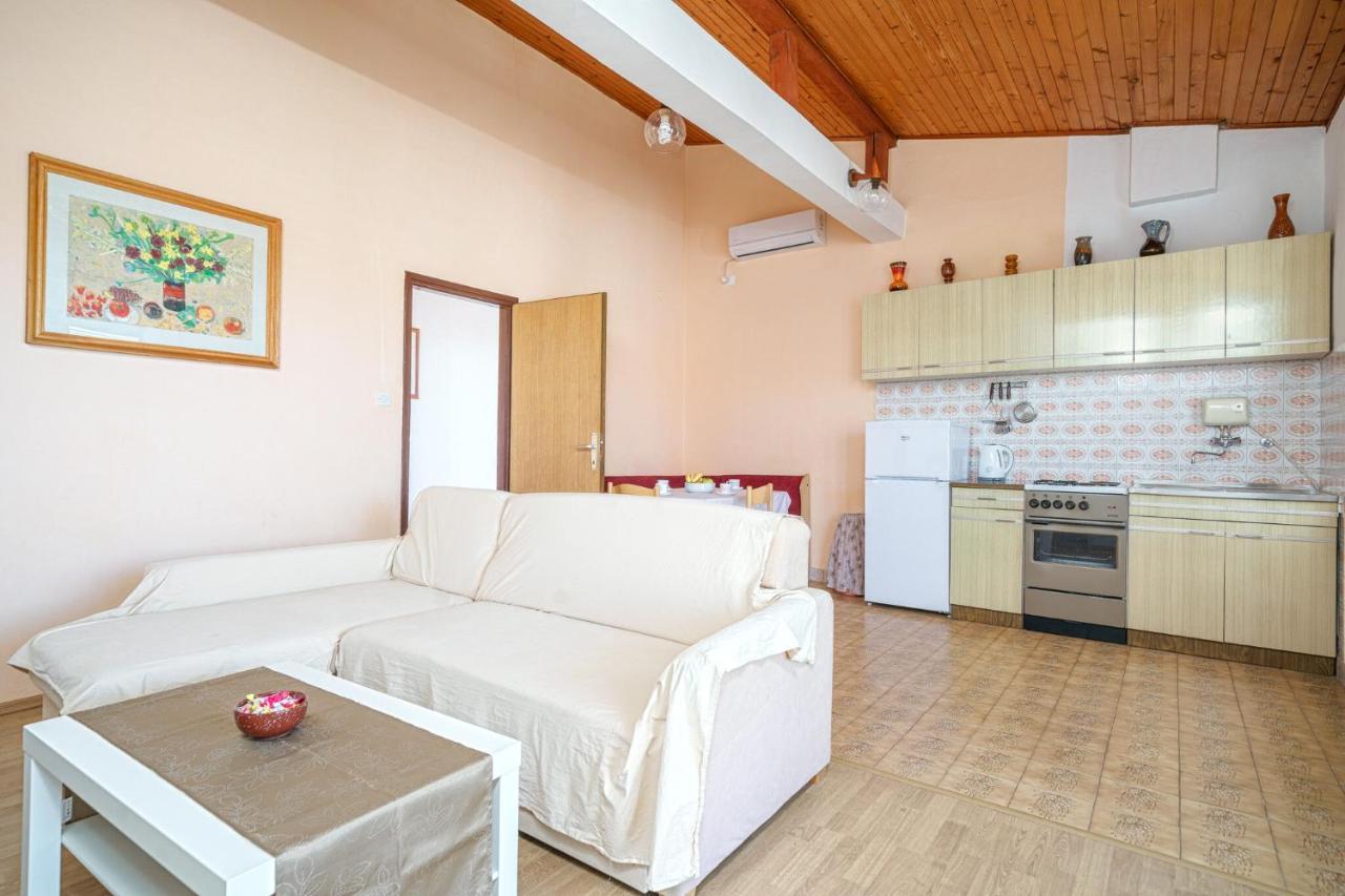 Apartment Ivka *
